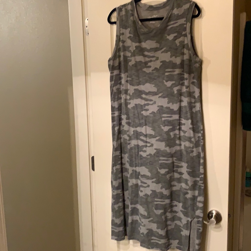 Cameo dress
